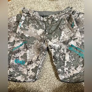 Girls With Guns Hunting Pants